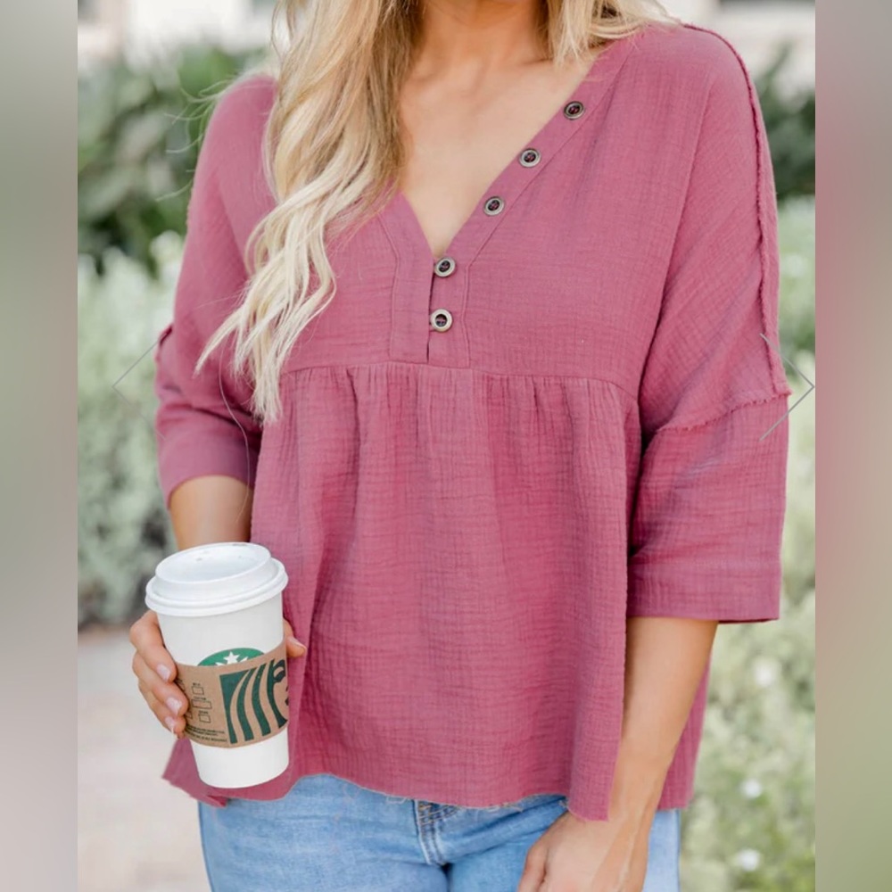 NWOT Pink Lily Berry Button Detail Babydoll Top